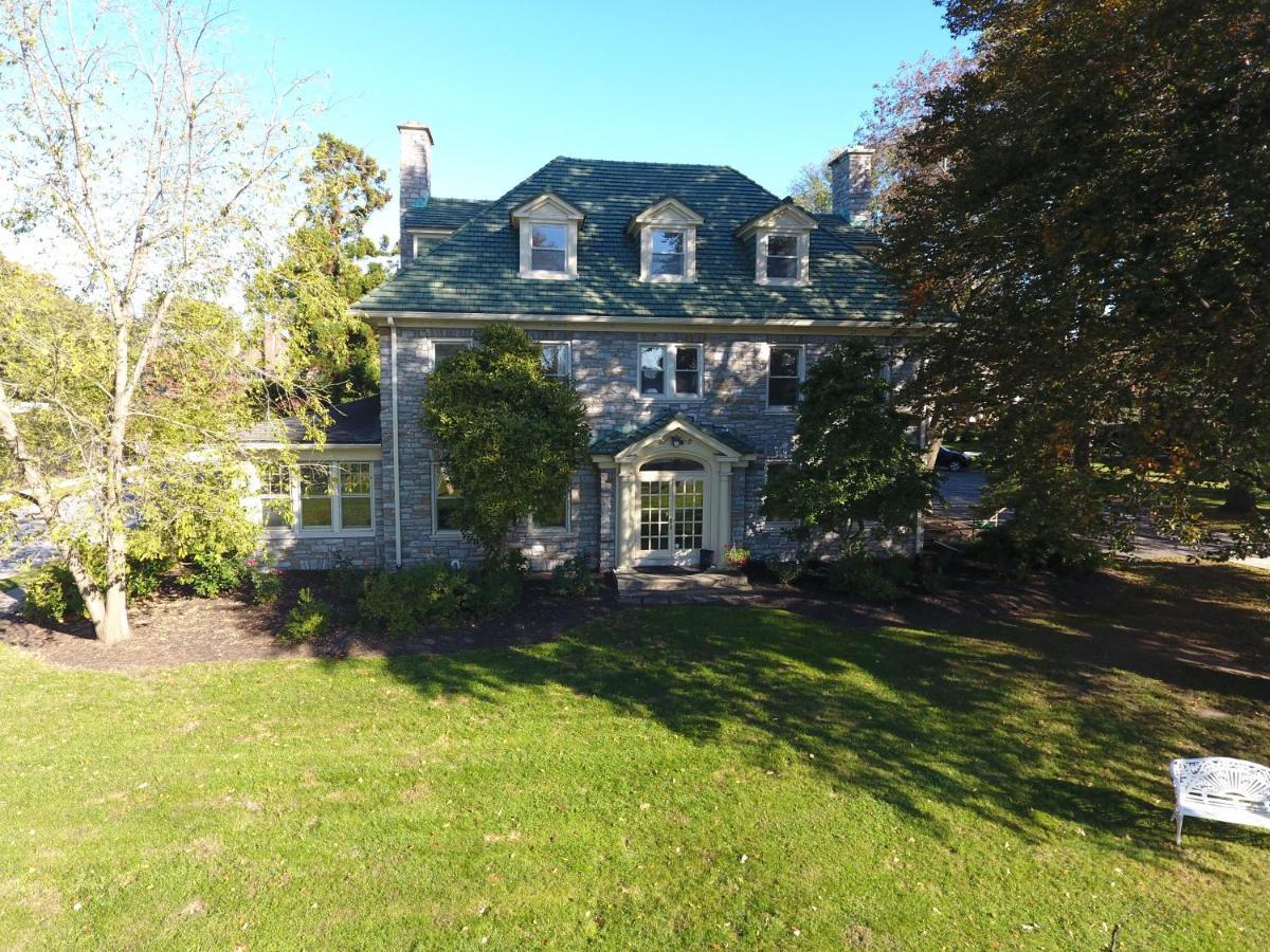 The Manor On Front Bed and Breakfast Harrisburg Eksteriør billede