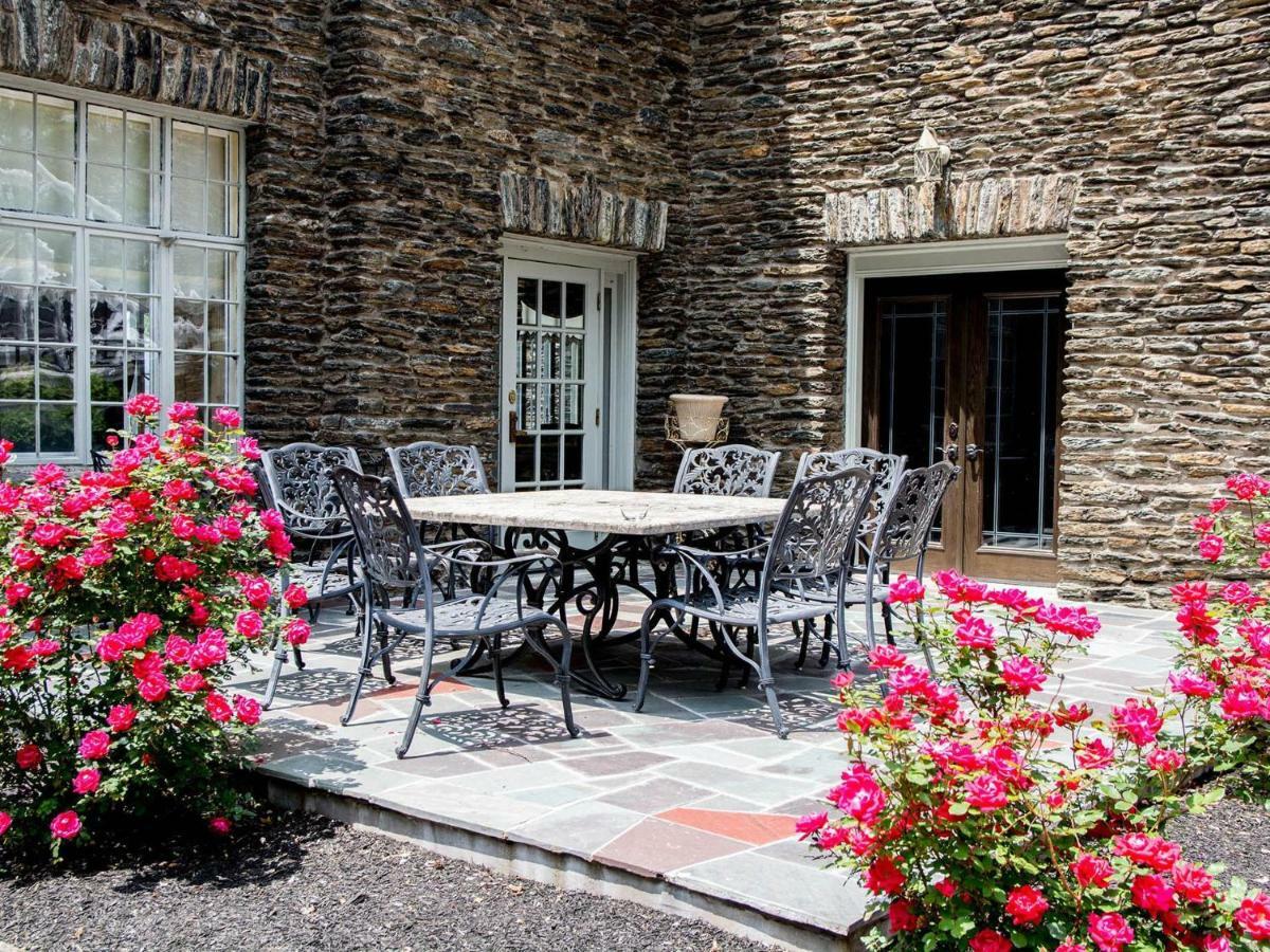 The Manor On Front Bed and Breakfast Harrisburg Eksteriør billede